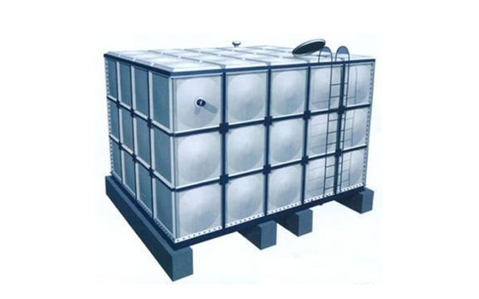 Spray tank